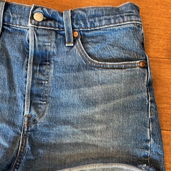 Levi’s Authentic 501 Denim Cut-offs Blue Jeans Shorts Button Fly Size 28 - Picture 4 of 11